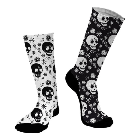 Κάλτσες #doyoudaresocks Digital Printed SuperSport Black & White Skulls (code 70035)